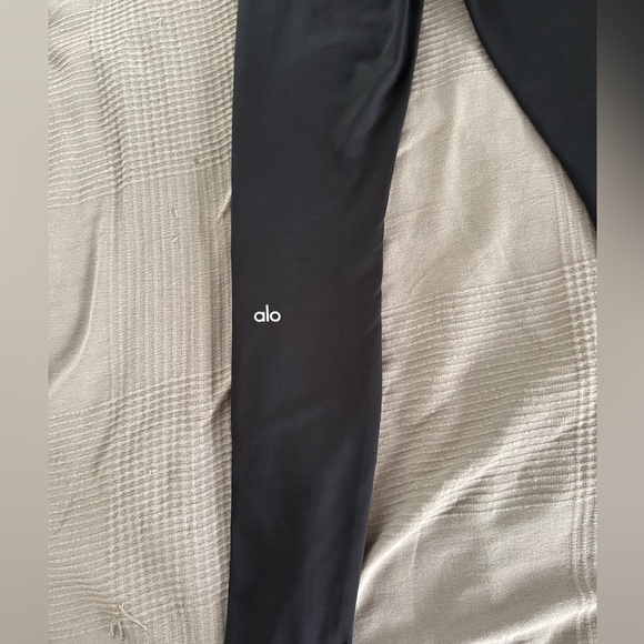 ALO Yoga Airlift High Waist Elongated Legging - Picture 7 of 9